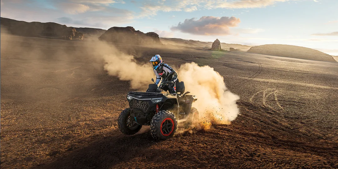 CFMOTO (CF1000AZ-2) CFORCE-1000 TOURING